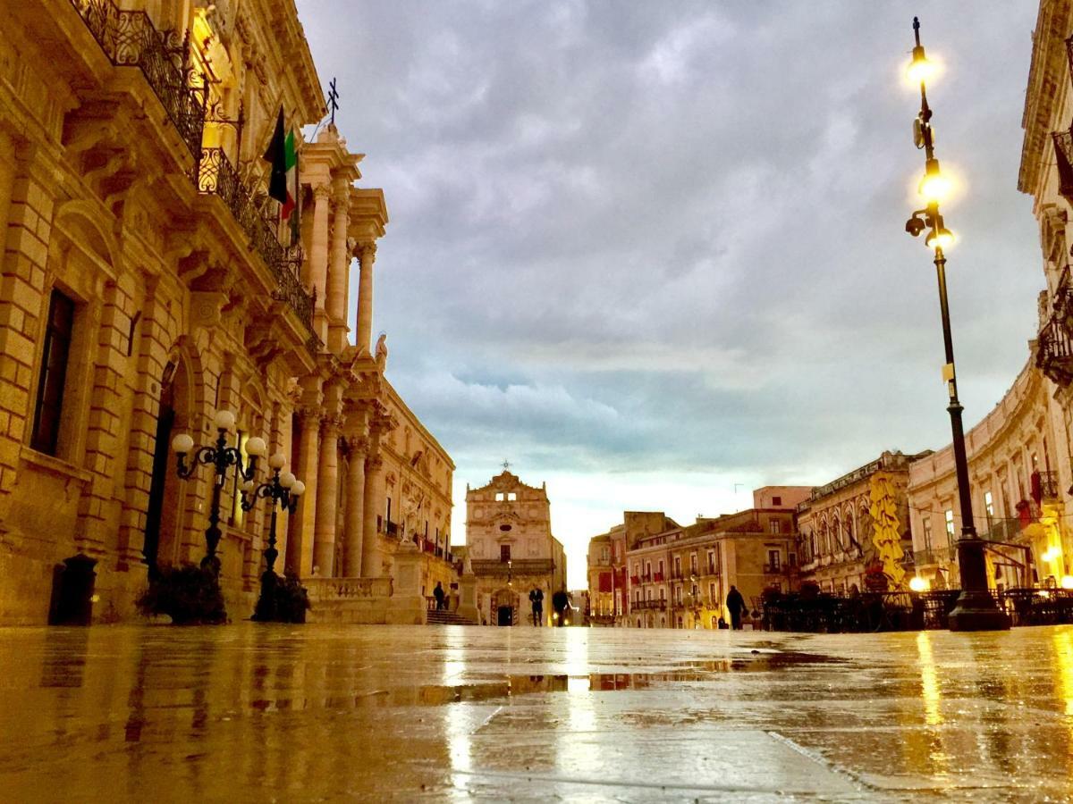 A 50 Passi Dal Tempio Di Apollo Syracuse Exterior foto