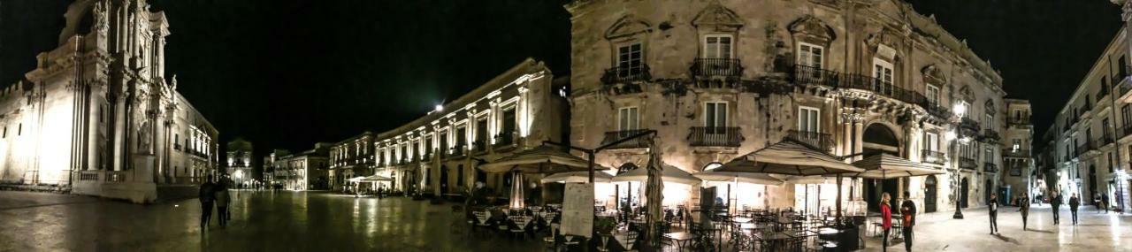 A 50 Passi Dal Tempio Di Apollo Syracuse Exterior foto